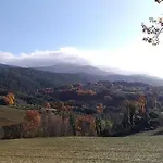 La Nocciolaia Κατάλυμα σε φάρμα *