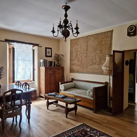 La Nocciolaia Фермерский дом