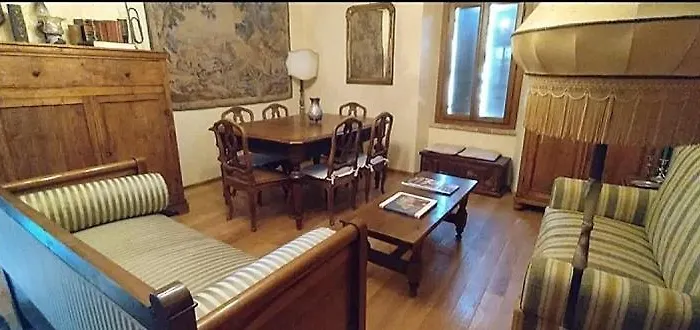 La Nocciolaia * Narni